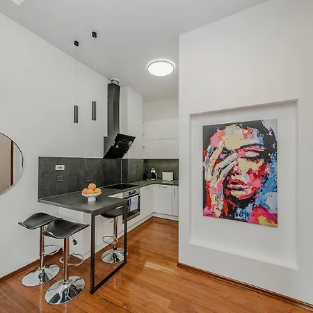 Historic Red Brick Loft Near Center