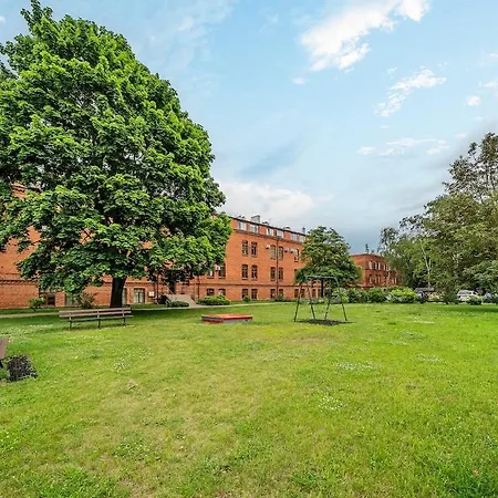 Historic Red Brick Loft Near Center Apartament *